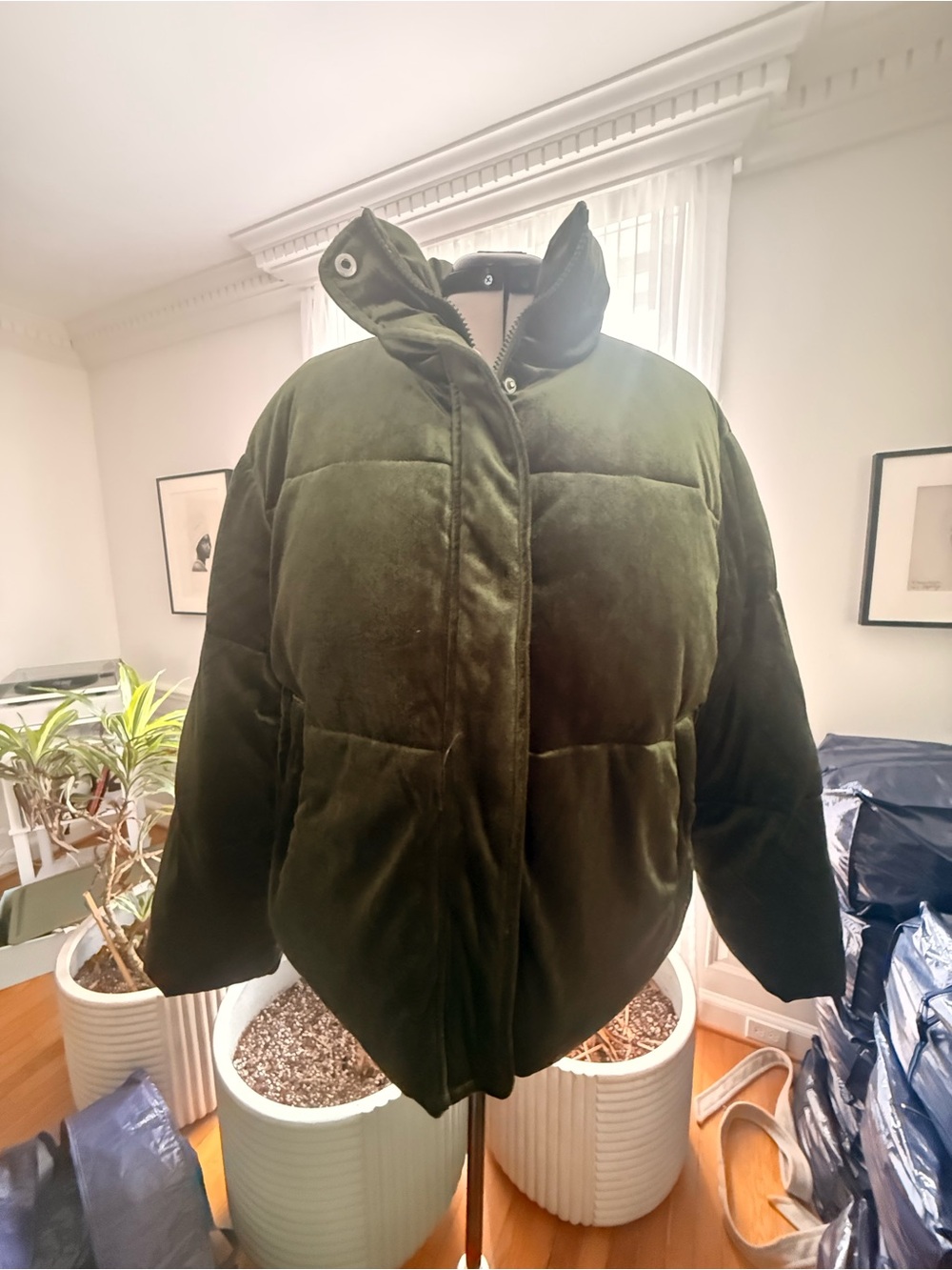 Zara Olive Green Velvet-Feel Puffer Jacket - Women